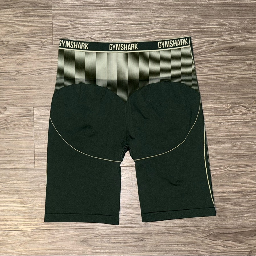 Gymshark Apex Lift Seamless Shorts 7” Inseam Green Women’s Size L